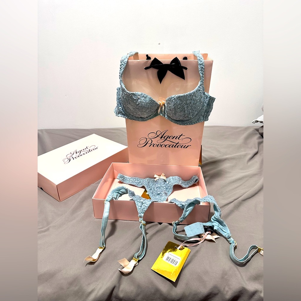 Agent Provocateur - Brand new luxury laundry sets